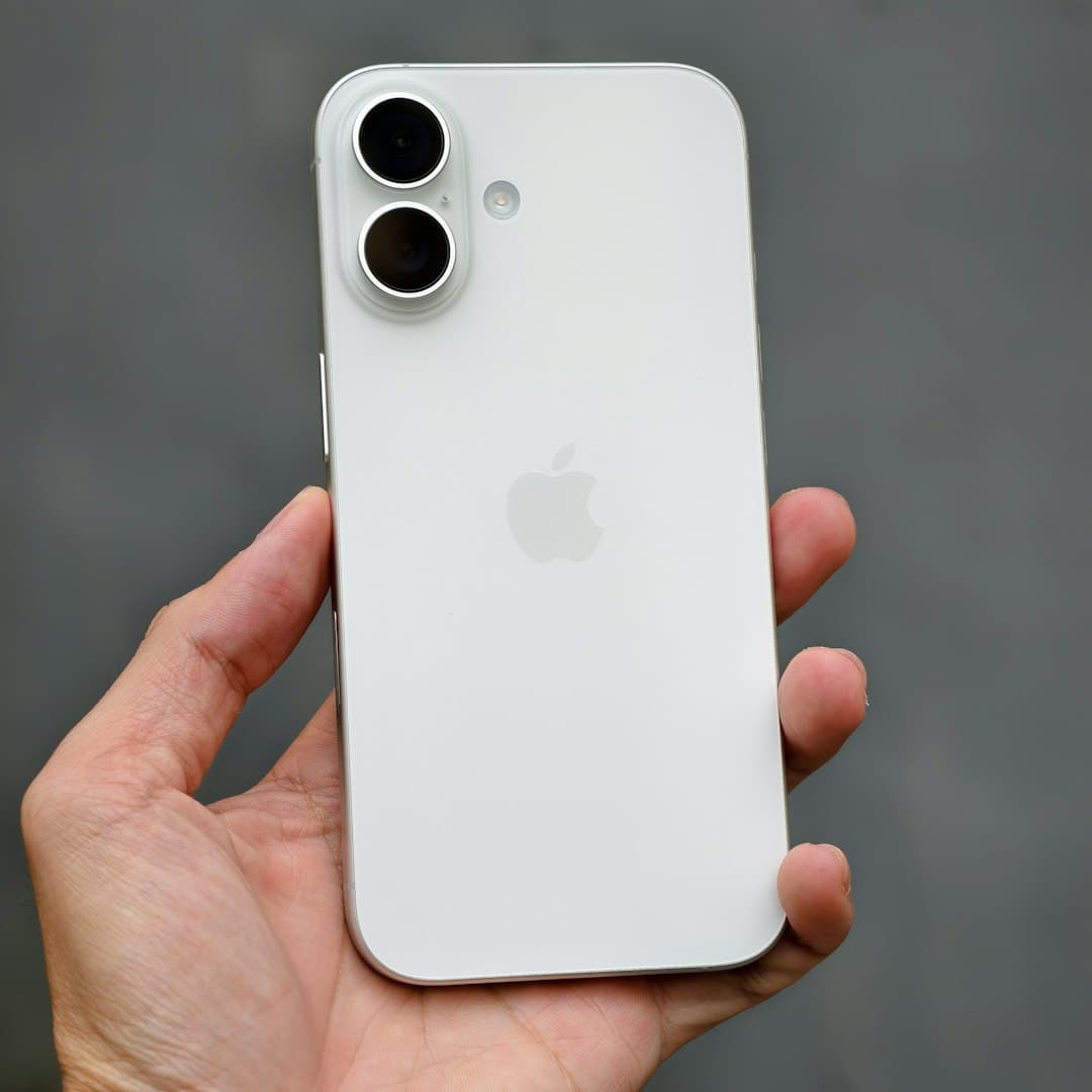 iPhone 16 Beyaz 512GB
